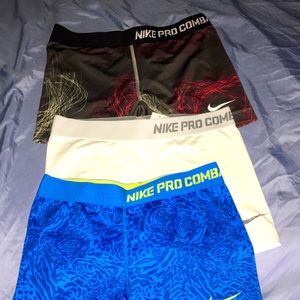 Nike shorts each for $ 11